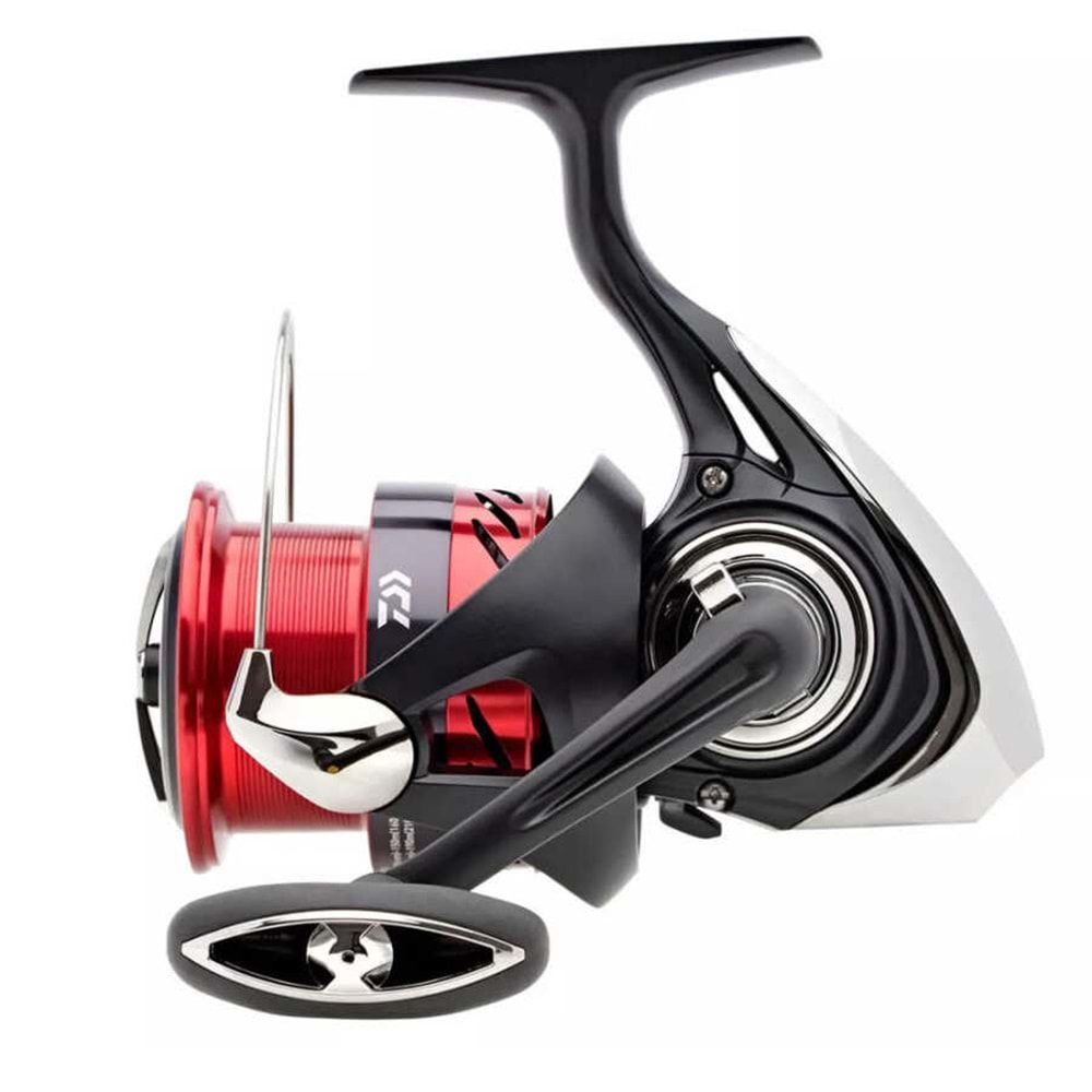 Daiwa Ninja 23 LT 3000 CXH Makara